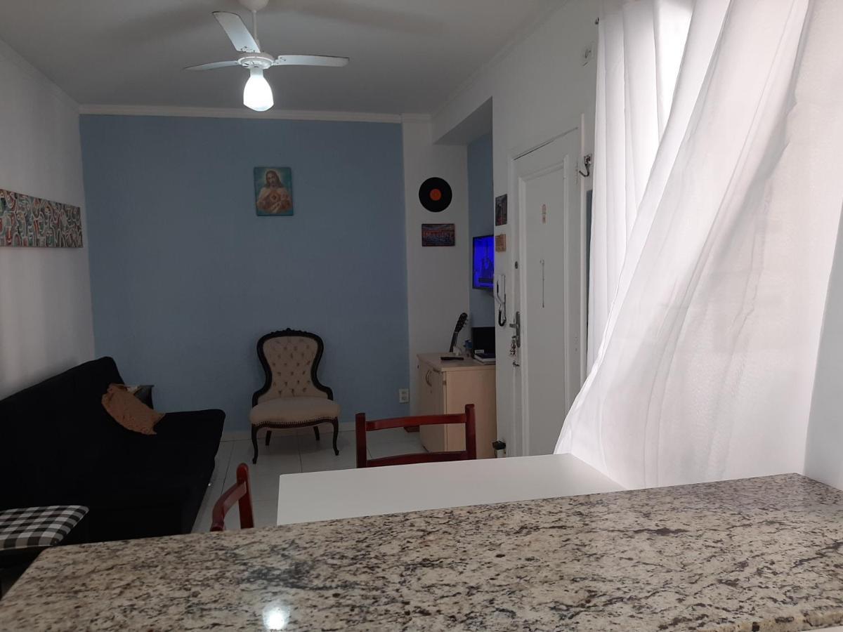 Apartamento Vento E Mar - 2 Quartos Com Sacada Na Quadra Da Praia Do Gonzaga سانتوس المظهر الخارجي الصورة