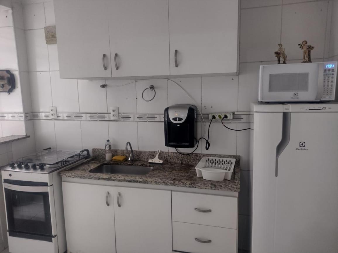 Apartamento Vento E Mar - 2 Quartos Com Sacada Na Quadra Da Praia Do Gonzaga سانتوس المظهر الخارجي الصورة